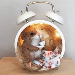 ​Идеи преображения старых будильников