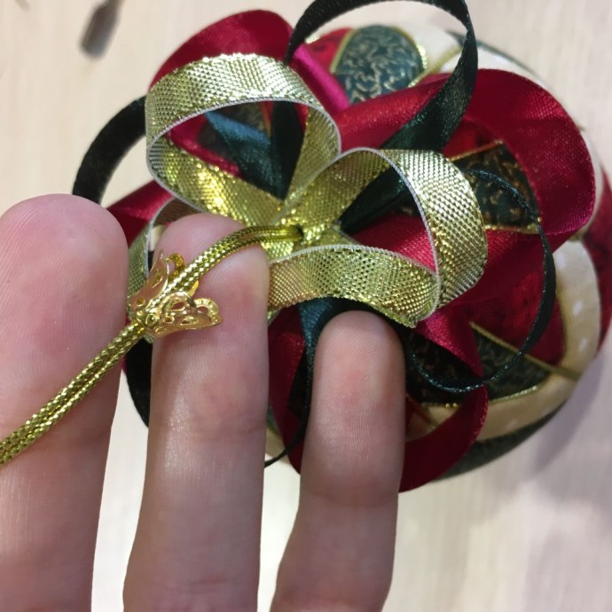 Шар в технике кимекоми