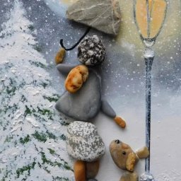 Сюжетные панно и картины из камешков