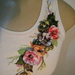 ​Майки с нарядной вышивкой лентами