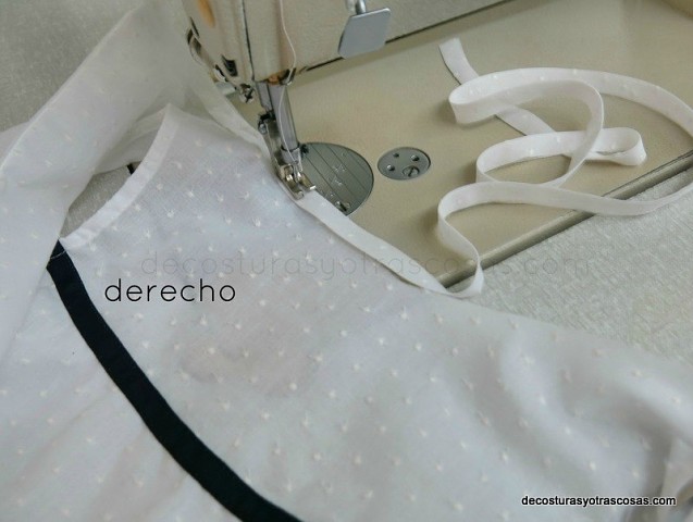 Простая и нарядная женская маечка Простая и нарядная женская маечка