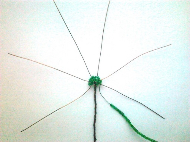 Герань из бисера Герань из бисера