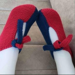 ​Крайне оригинальные тапочки