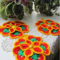 ​Яркие прихватки