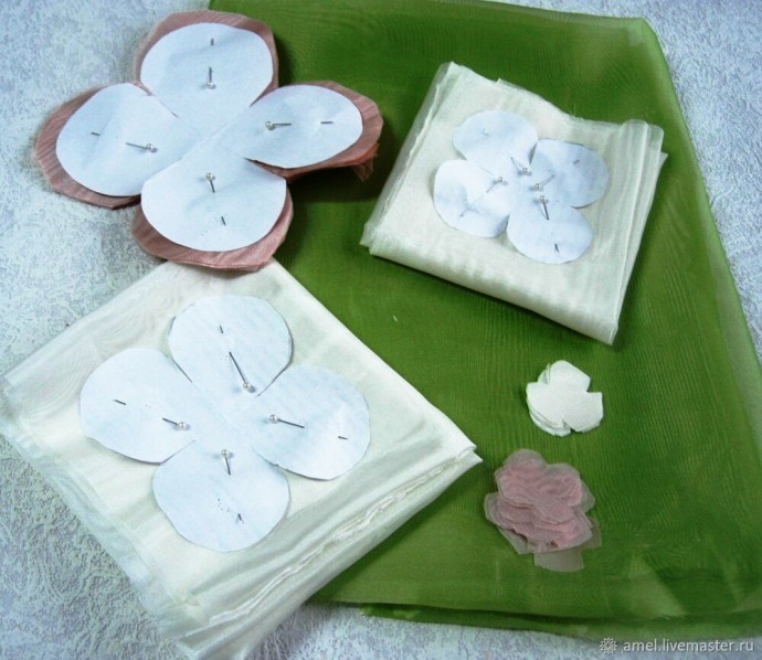 Цветок для подхвата штор