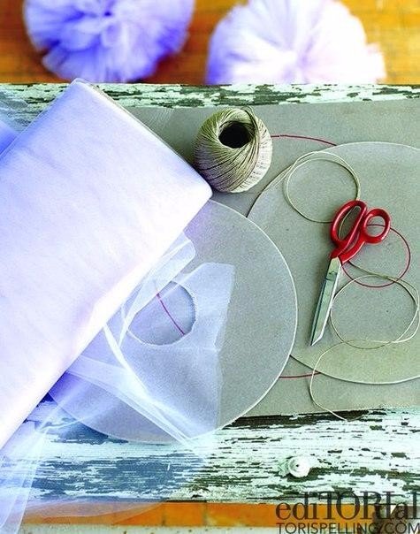 Помпоны из фатина для декора