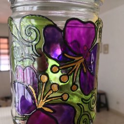 Стеклянные баночки с витражной росписью: идеи для творческого вдохновения