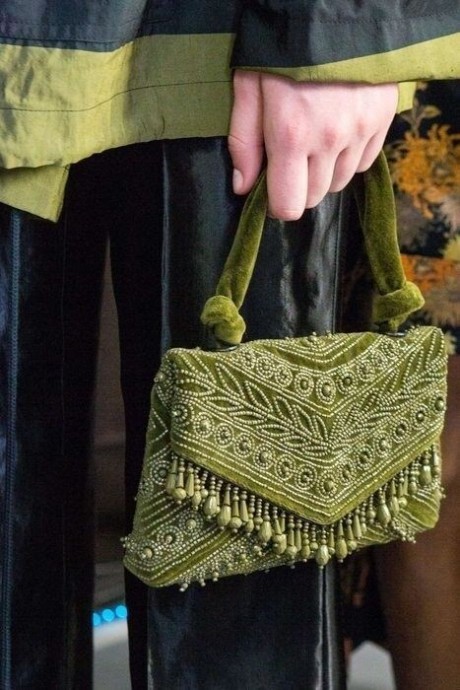 Шикарные театральные сумочки: идеи для вдохновенного творчества Шикарные театральные сумочки: идеи для вдохновенного творчества