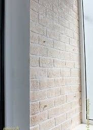 Переделка балкона под кирпич