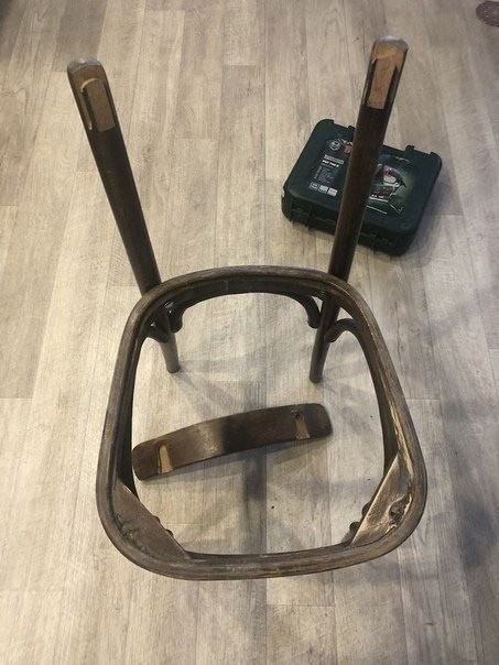 ​Вторая жизнь старого поломанного стула