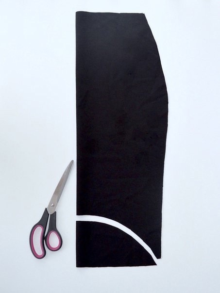 ​Юбка с воланом с завышенным передом