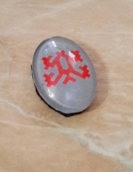 Изготавливаем брошь "Узорчатый жучок"