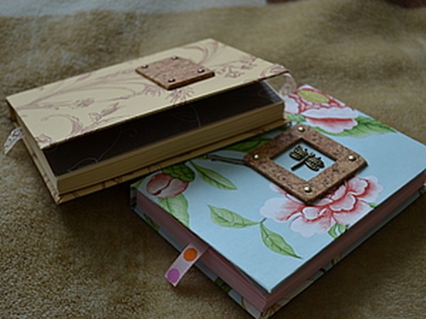 Блокнот в красивой бумажной обложке