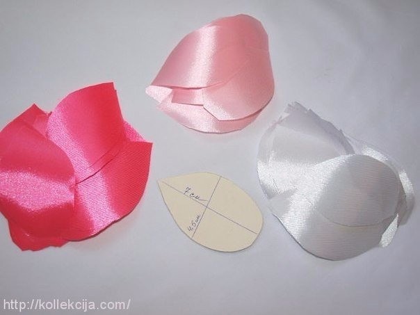 Лилия из ленты Лилия из ленты