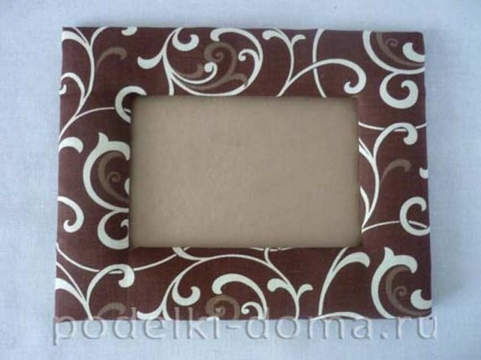 ​Мягкая рамка из картона