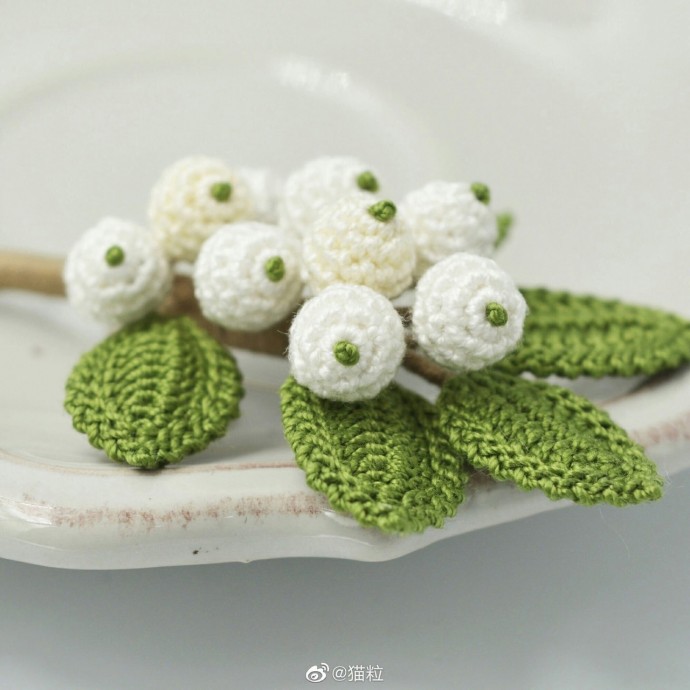 Веточка крючком