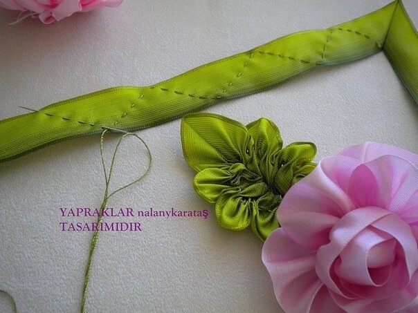 ​Восхитительные листья из лент