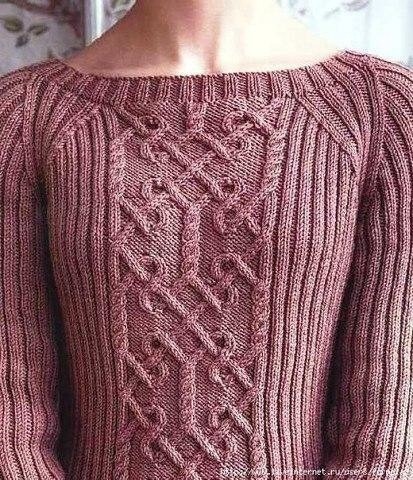 Пуловер со сложными переплетениями