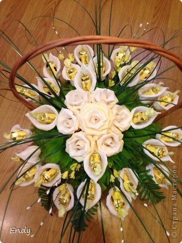 Роскошный букет из конфет