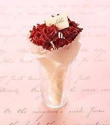 ​Миниатюрный букет бумажных роз