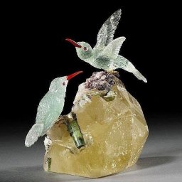 ​Резные птичьи парочки из минералов