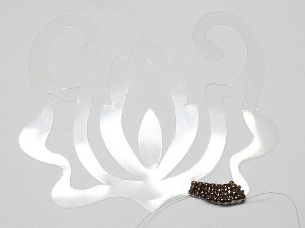 Шикарное колье из бисера