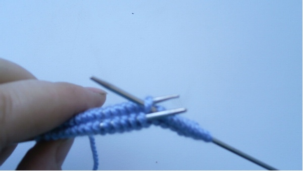 Вязание вкруговую на двух спицах