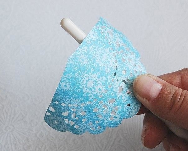 Ангелочек из бумаги