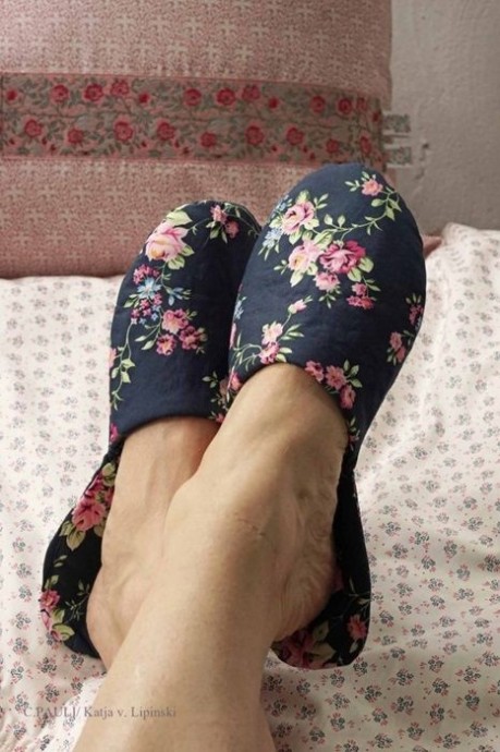 Милые домашние тапочки своими руками Милые домашние тапочки своими руками