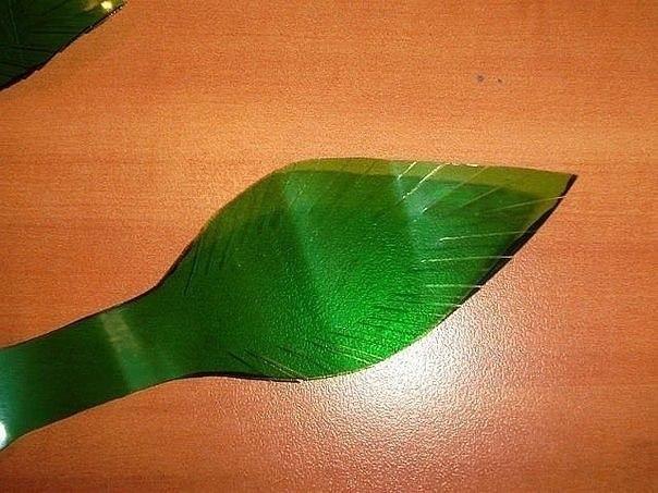 Розы из пластиковых бутылок: красивее только живые