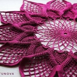 ​Салфетка с ажурным узором