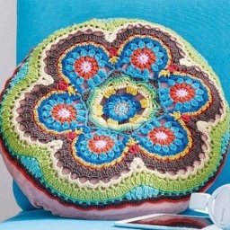 ​Вязание круглой подушки крючком