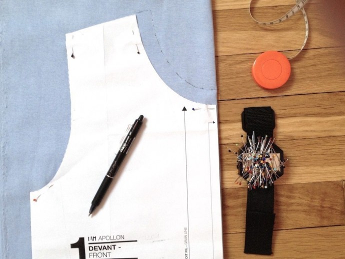 Свитшот на шнуровке Свитшот на шнуровке