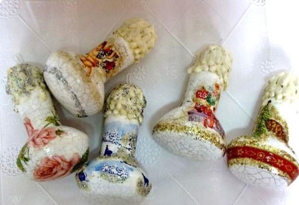 Ёлочные игрушки из лампочек