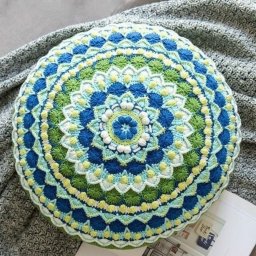 Узорные вязаные чехлы для подушечек