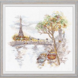 ​Набережная осенью