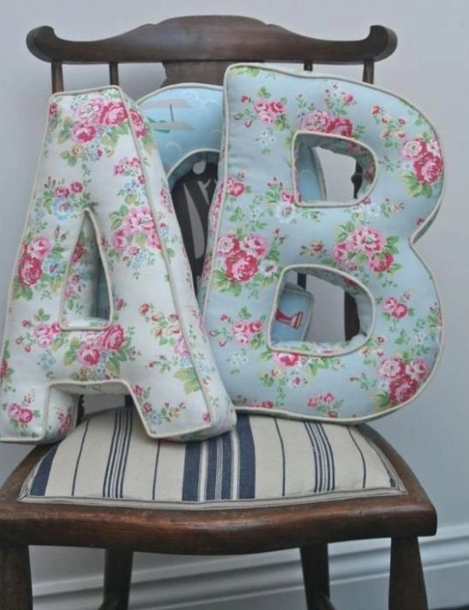 Объемные буквы-подушки Объемные буквы-подушки