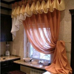 ​Ламбрекен на кухню