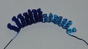 Голубые васильки из бисера Голубые васильки из бисера