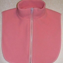 ​Теплая манишка на молнии