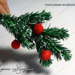 Декоративная еловая веточка из бумаги