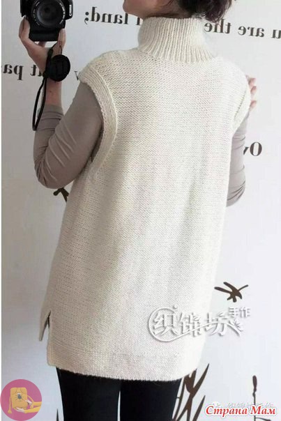 Элегантный и просто вяжущийся жилет спицами