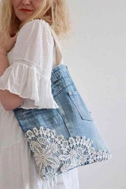 Оригинальные джинсовые сумочки с кружевными деталями Оригинальные джинсовые сумочки с кружевными деталями