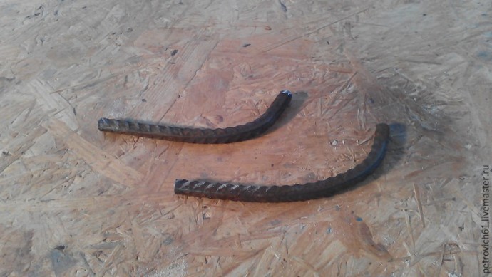 Грибочки из арматуры и кругляка