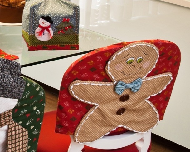 Украшаем стулья к новому году