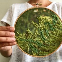 ​Вышиваем листья