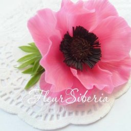 ​Брошь в виде роскошного мака