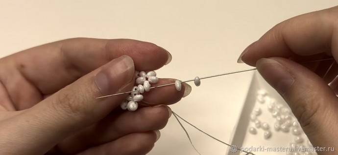 Весенний комплект украшений