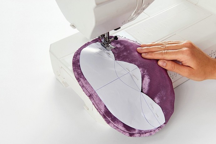 Сумка на пояс из бархата своими руками