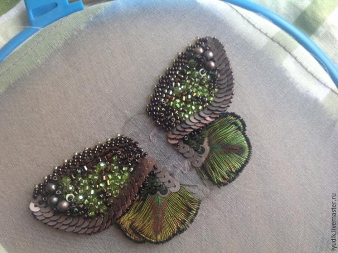 Вышивка бисером красавицы бабочки